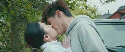 國產(chǎn)劇接吻素材視頻大全,浪漫瞬間大盤點(diǎn)