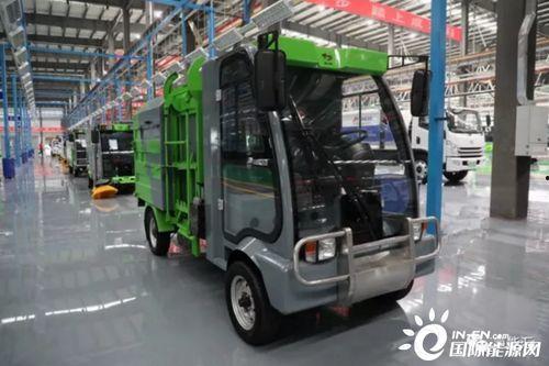 國(guó)產(chǎn)首臺(tái)加氫車(chē)圖片視頻,綠色出行新篇章