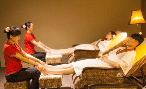 國產(chǎn)女按摩足療視頻平臺,養(yǎng)生之道，指尖上的享受